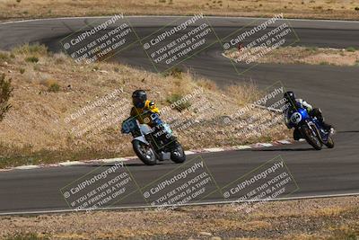 media/Apr-19-2025-AHRMA (Sat) [[3d98ca3309]]/Race/Group 7/Turn 4/